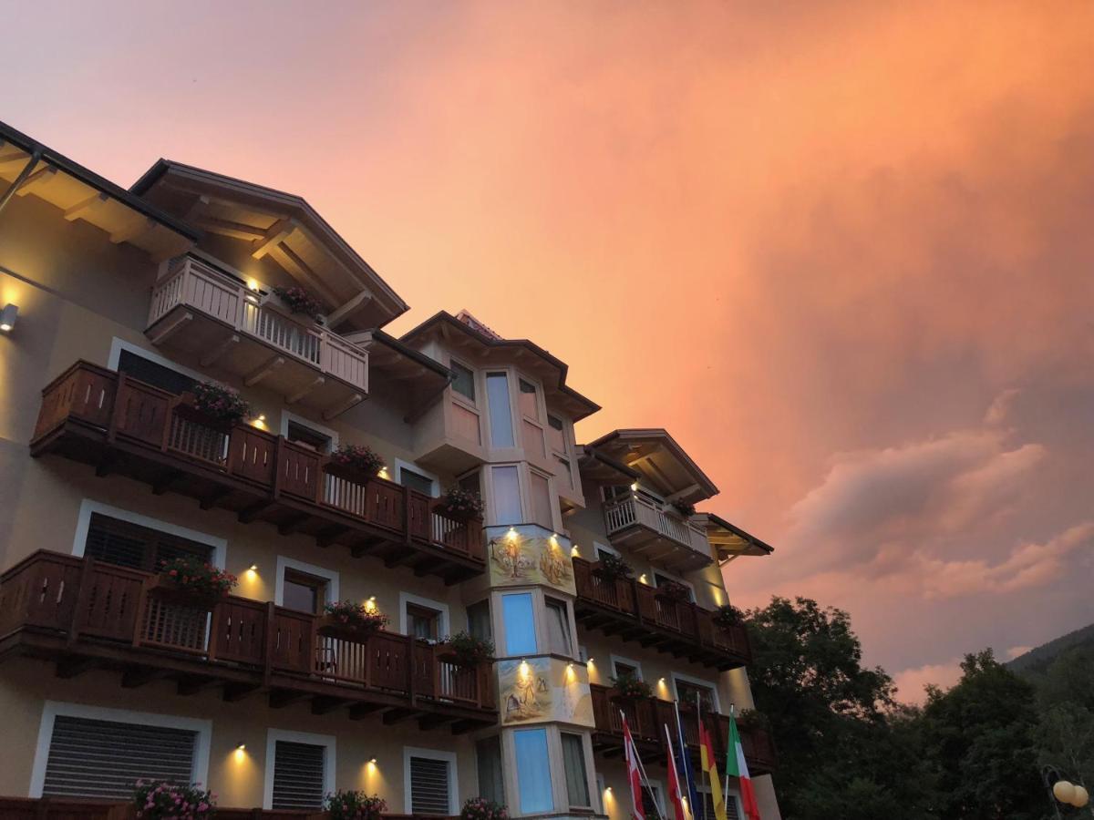 Active Hotel Monte Giner Mezzana  Luaran gambar